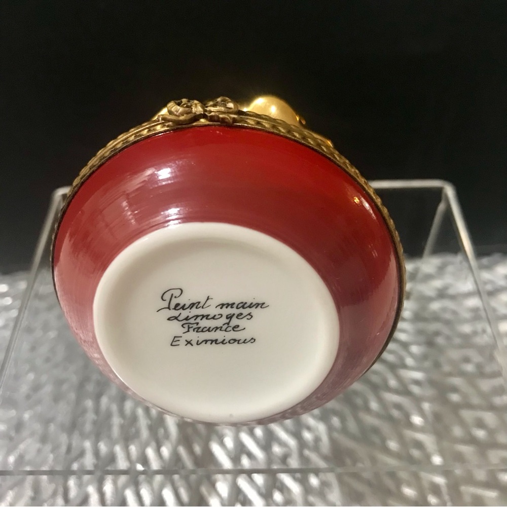 Vintage, Limoges Hand-Painted Gold Christmas Tree Ornaments with Red Star - Picture 5 of 13
